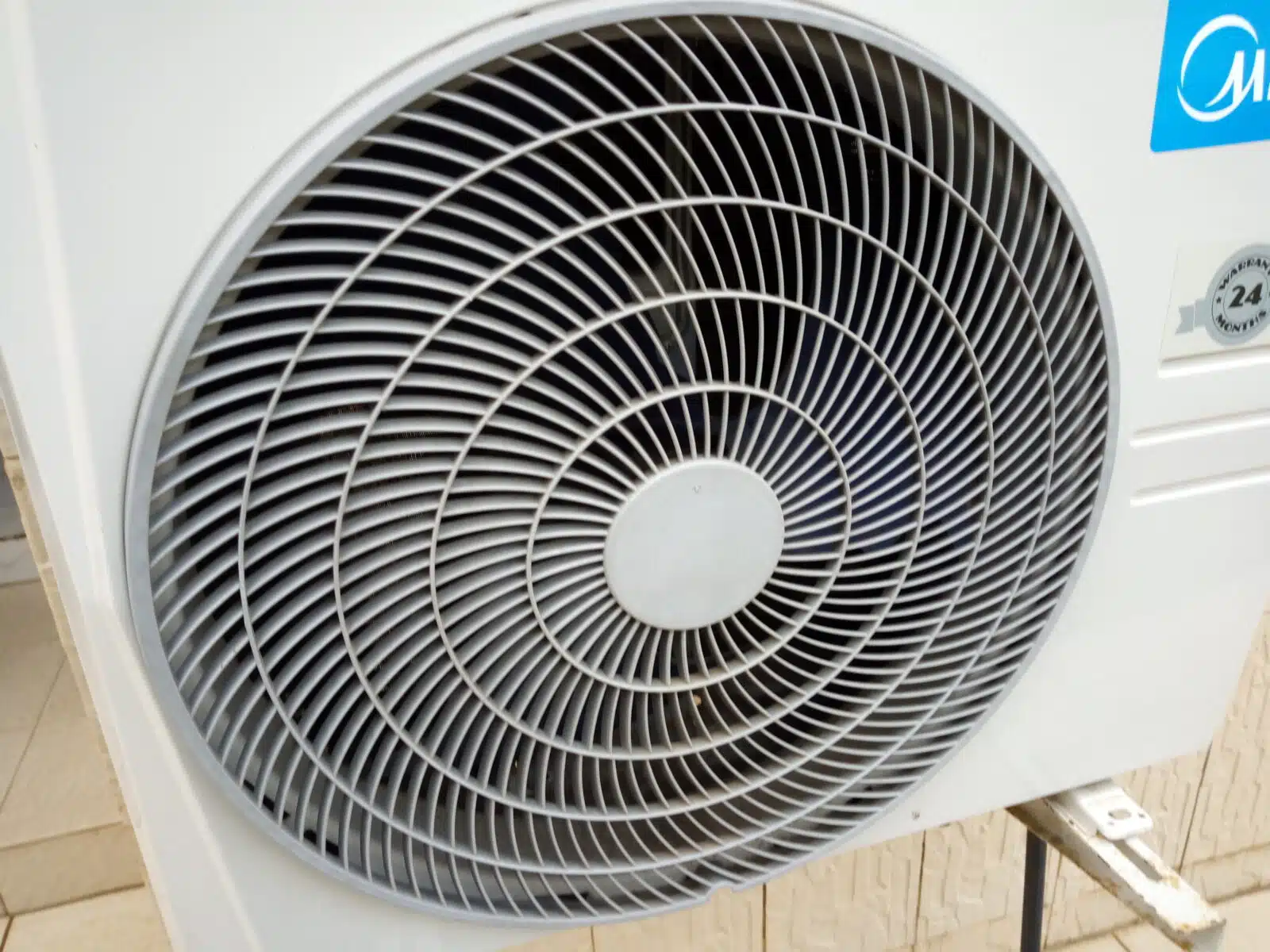 Quelles sont les différences entre une pompe à chaleur et un climatiseur ?